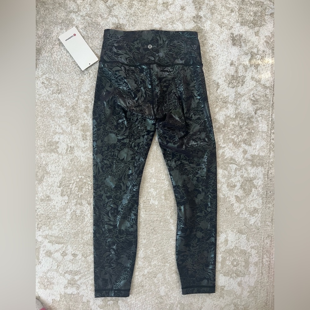 Lululemon Wunder Under 25”